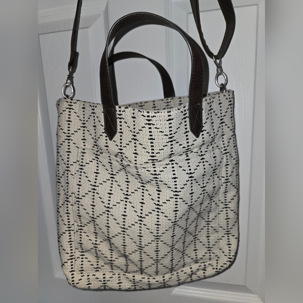 Thirty-one Adjustable Medium Tote/Crossbody Bag